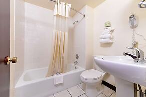 Americas Best Value Inn Geneva