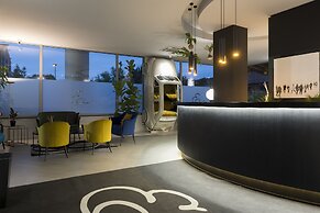 Elizabeth Lifestyle Hotel