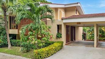 Bahia Pez Vela Resort