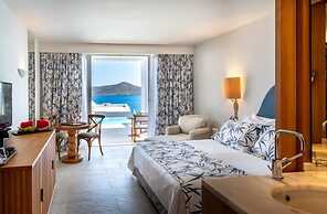 Aquila Elounda Village Resort, Suites & Spa
