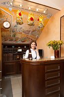 Boutique Hotel Eurasia