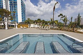 BG Hotel Tonga Tower