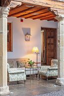 Hotel Puerta de la Luna