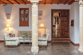 Hotel Puerta de la Luna