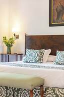 Hotel Puerta de la Luna