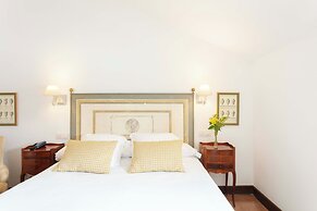 Hotel Puerta de la Luna