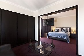 Carcavelos Beach Hotel