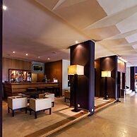 Carcavelos Beach Hotel