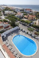 Carcavelos Beach Hotel