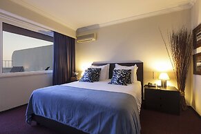 Carcavelos Beach Hotel