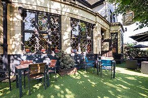 Bridge Hotel