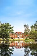 Stoke Place Hotel