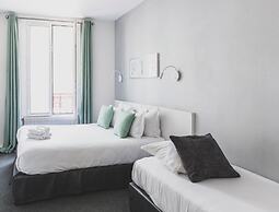 Porte de Versailles Hotel