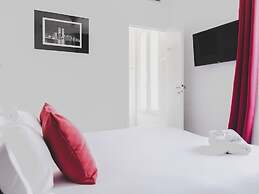 Porte de Versailles Hotel