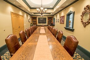 Chateau Avalon Hotel & Spa