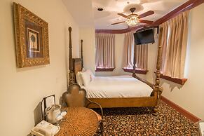 Chateau Avalon Hotel & Spa