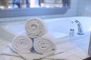 Chateau Avalon Hotel & Spa