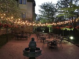 Chateau Avalon Hotel & Spa