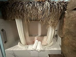 Chateau Avalon Hotel & Spa