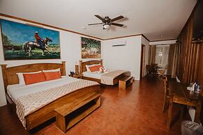 Hotel Hacienda Guachipelin