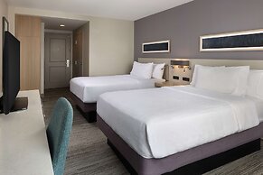 Hilton Garden Inn Queens/JFK Airport