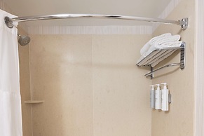 Hilton Garden Inn Queens/JFK Airport