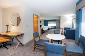 Holiday Inn Express Hotel & Suites Chanhassen by IHG