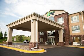 Holiday Inn Express Hotel & Suites Chanhassen, an IHG Hotel