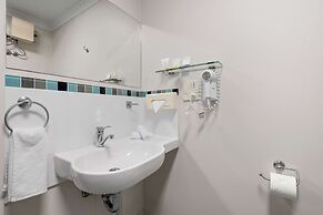 Metro Hotel Perth City