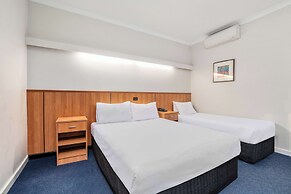 Metro Hotel Perth City