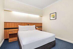 Metro Hotel Perth City