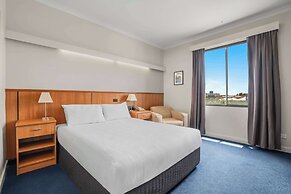 Metro Hotel Perth City