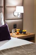 Hotel 2 Fevrier, Lome