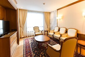 Hotel 2 Fevrier, Lome