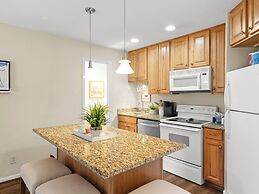 Red Pine Condominiums by All Seasons Resort Lodging