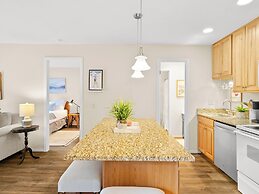 Red Pine Condominiums by All Seasons Resort Lodging