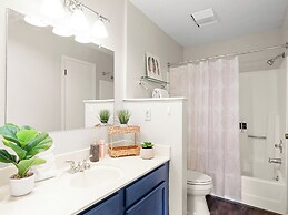 Red Pine Condominiums by All Seasons Resort Lodging