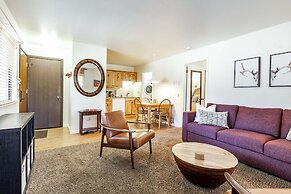 Red Pine Condominiums by All Seasons Resort Lodging