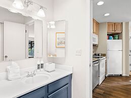 Red Pine Condominiums by All Seasons Resort Lodging