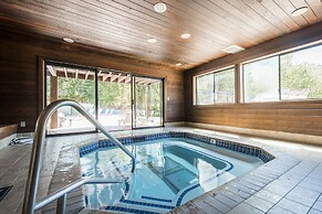 Red Pine Condominiums by All Seasons Resort Lodging