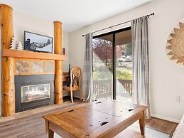 Red Pine Condominiums by All Seasons Resort Lodging