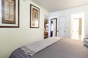 Red Pine Condominiums by All Seasons Resort Lodging