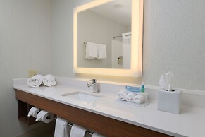 Holiday Inn Express Hotel & Suites Magnolia-Lake Columbia by IHG