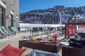 SOWELL HÔTELS Le Pas du Loup