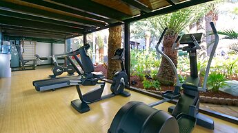 Hotel Parque Tropical