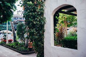 Hotel Parque Tropical