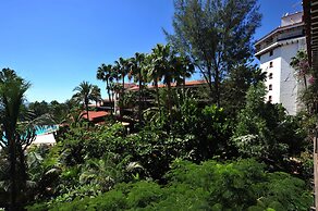 Hotel Parque Tropical