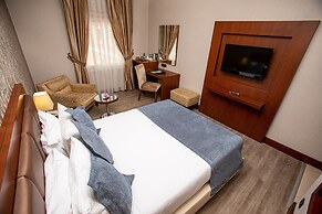 The Green Park Merter