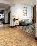 Best Western Le Comtadin