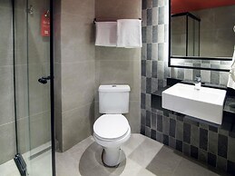 ibis Curitiba Batel
